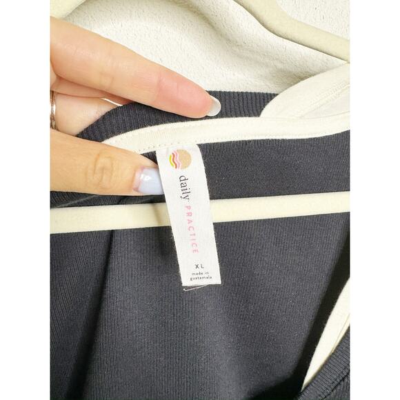 NWT Anthropologie Daily Practice Ariel Tank Short Sleeve Top Black White XL - Picture 8 of 10